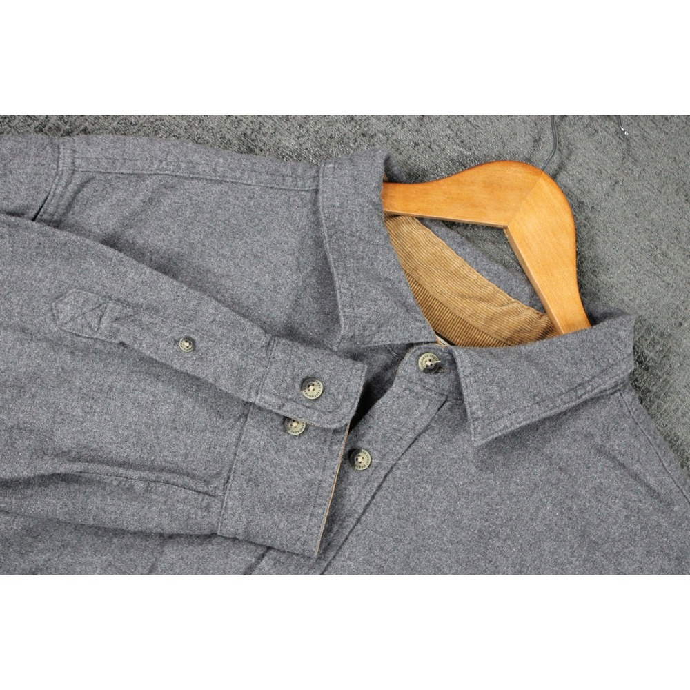 Legendary Whitetails Buck Camp Flannel Shirt Mens XL Gray Cotton Button Down